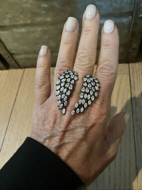 Crystal Wing Cluster Rings in Silver Tone